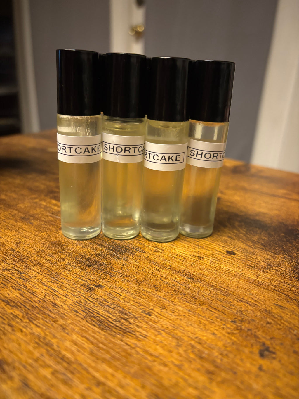 Shortcake Roll On Perfume
